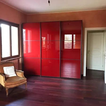 In 6 Bedroom In Biella Region Gæstehus
