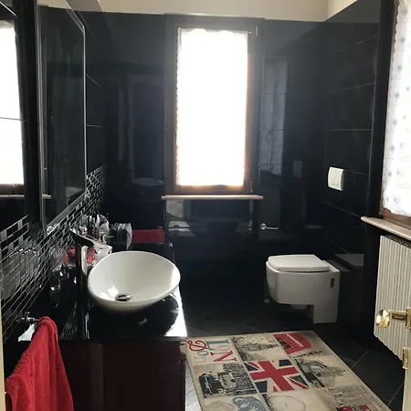Gæstehus In 6 Bedroom In Biella Region