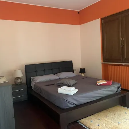 In 6 Bedroom In Biella Region * Cerrione
